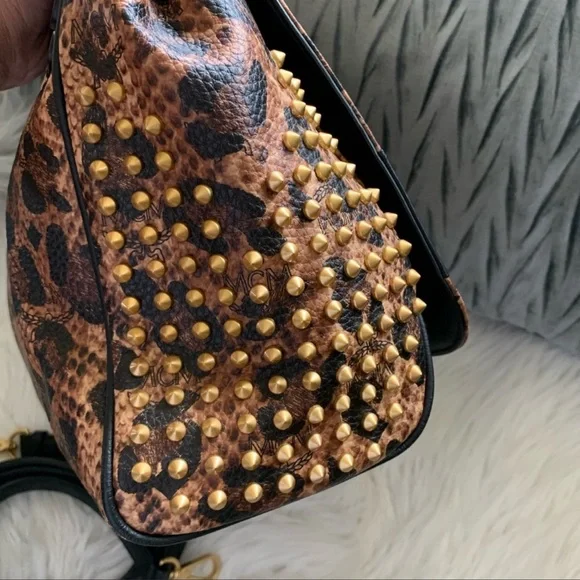 NWOT MCM limited Leopard 2 Way - Picture 3 of 16